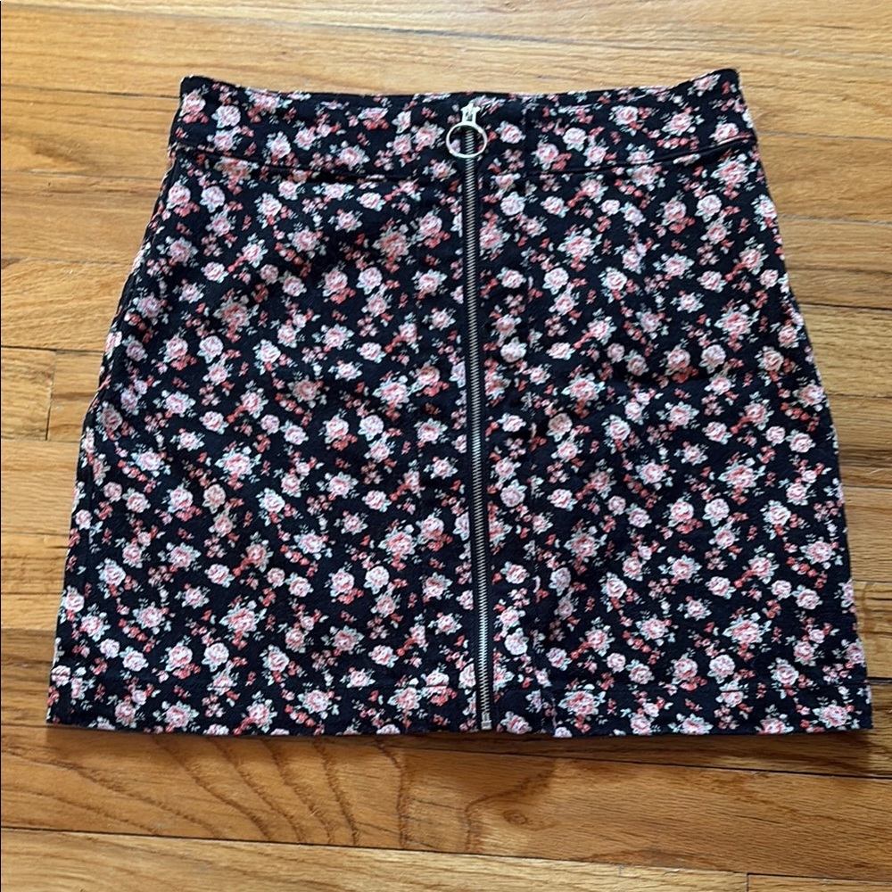 Forever 21 Black Floral Pencil Skirt